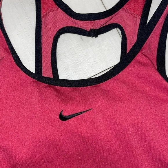 Nike tanktop - Picture 2 of 4